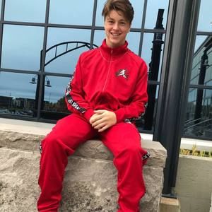 Meet your Posher, Jason